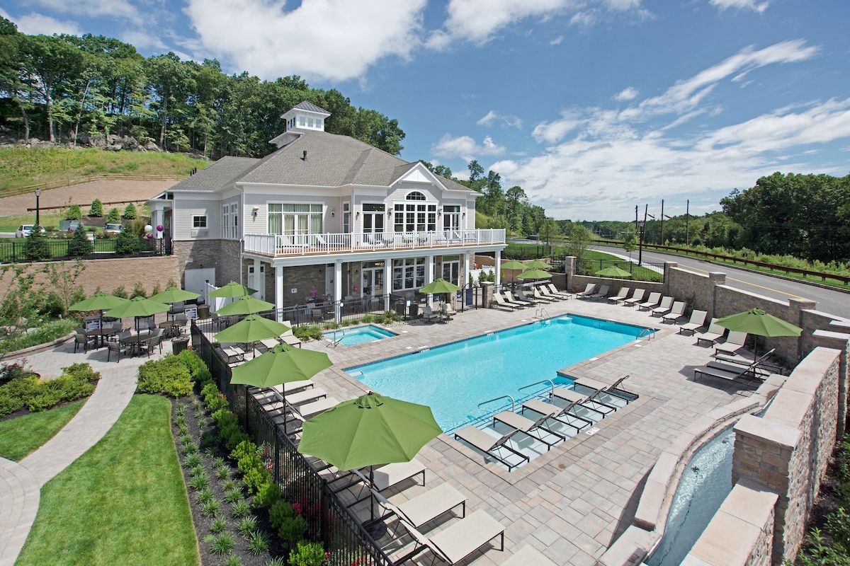 Woodmont West At Mt. Arlington Apartments, 100 Fieldstone Drive, Mount